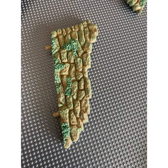 Mr. Christmas Christmas in Bethlehem Replacement Stone Wall Set of 3 - Picture 5 of 6